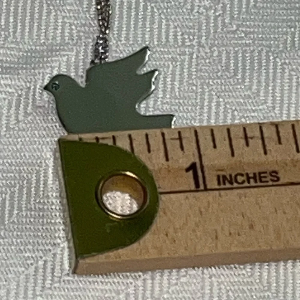Vintage‎ Avon Silver Colored Dove Necklace
